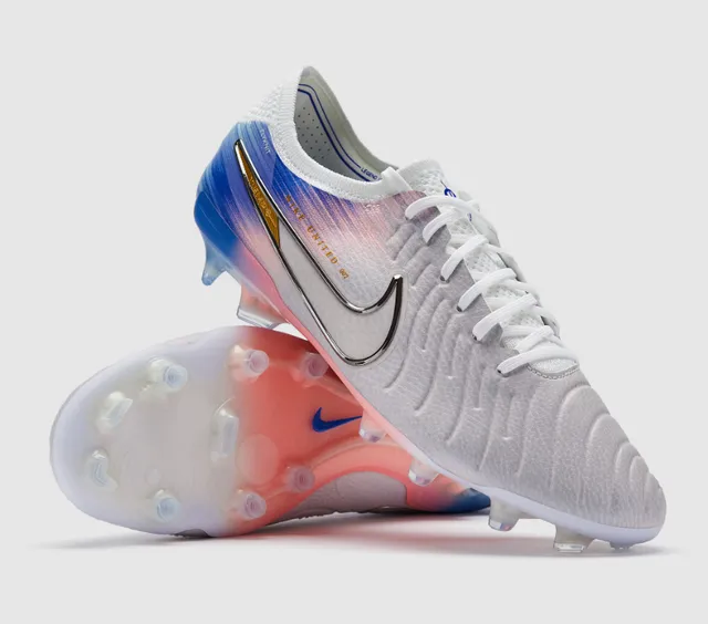 Nike Phantom GT সাদা বহুরঙা রিবড সিন্থেটিক উপরের ক্রোম-প্লেটেড Swoosh দৃঢ় মাটি ফুটবল জুতো 1
