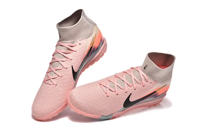 Nike Chaussures de football rose et noir, avec tige en maille sock-fit, high-top ankle collar, pour turf 2
