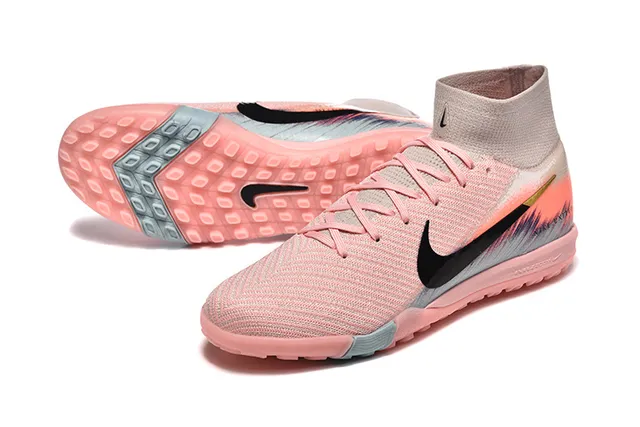 Nike Chaussures de football rose et noir, avec tige en maille sock-fit, high-top ankle collar, pour turf 6