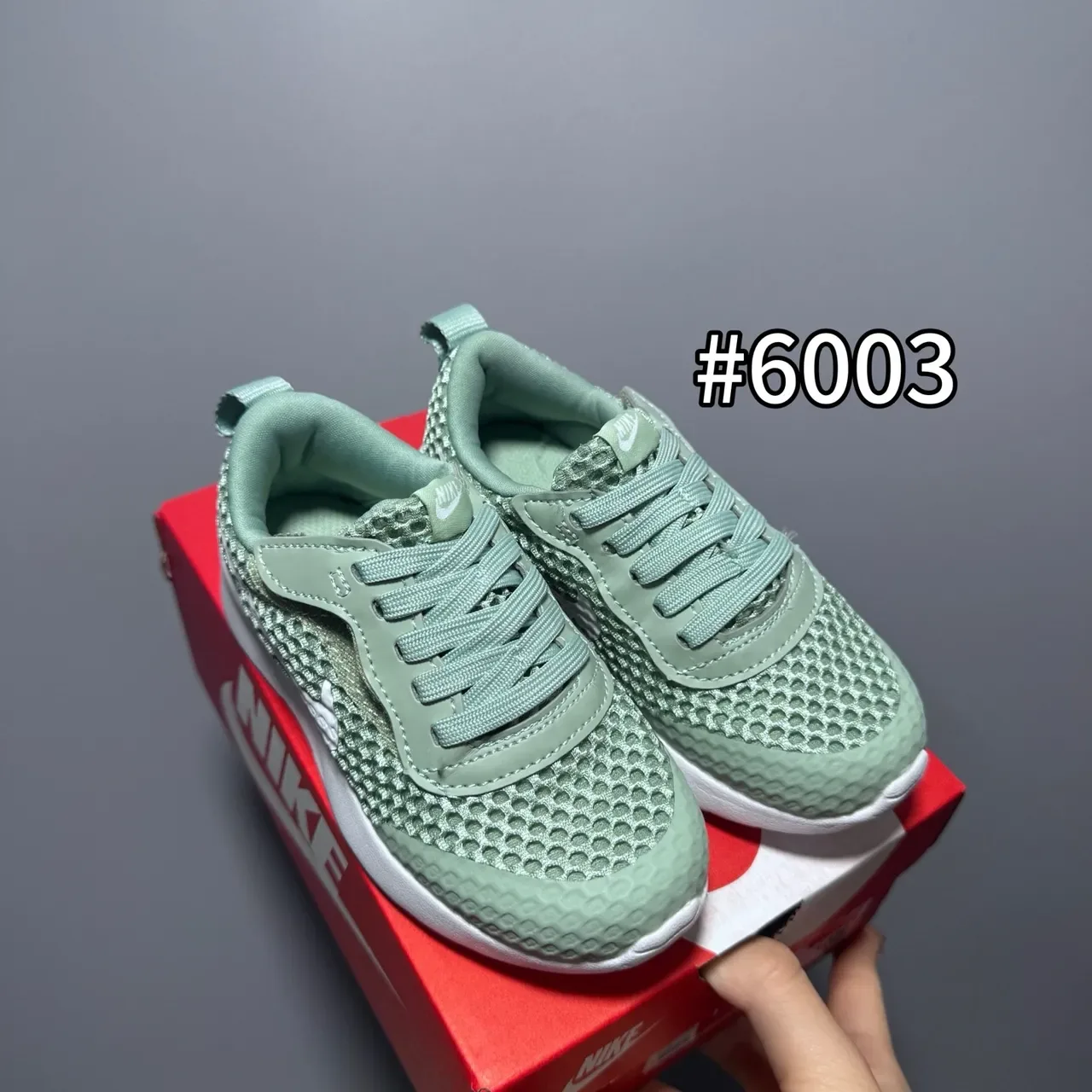 Nike Pink White Mesh Upper Honeycomb Perforation Lifestyle Sneakers 6