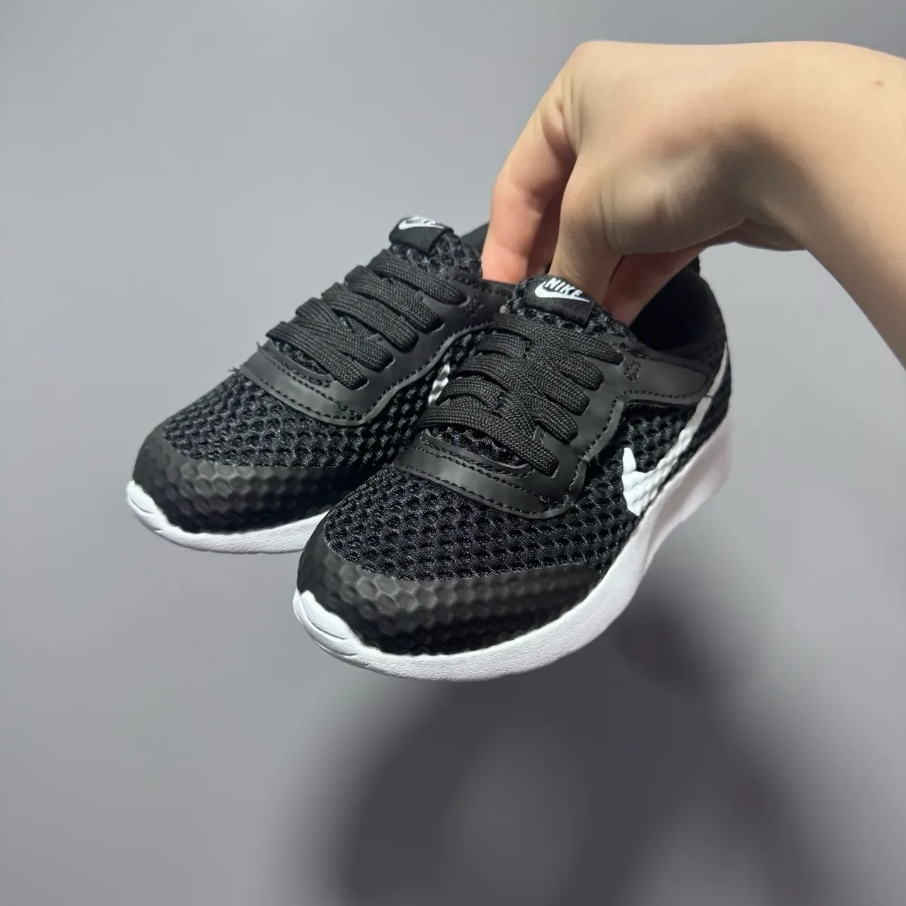 Nike Pink White Mesh Upper Honeycomb Perforation Lifestyle Sneakers 17