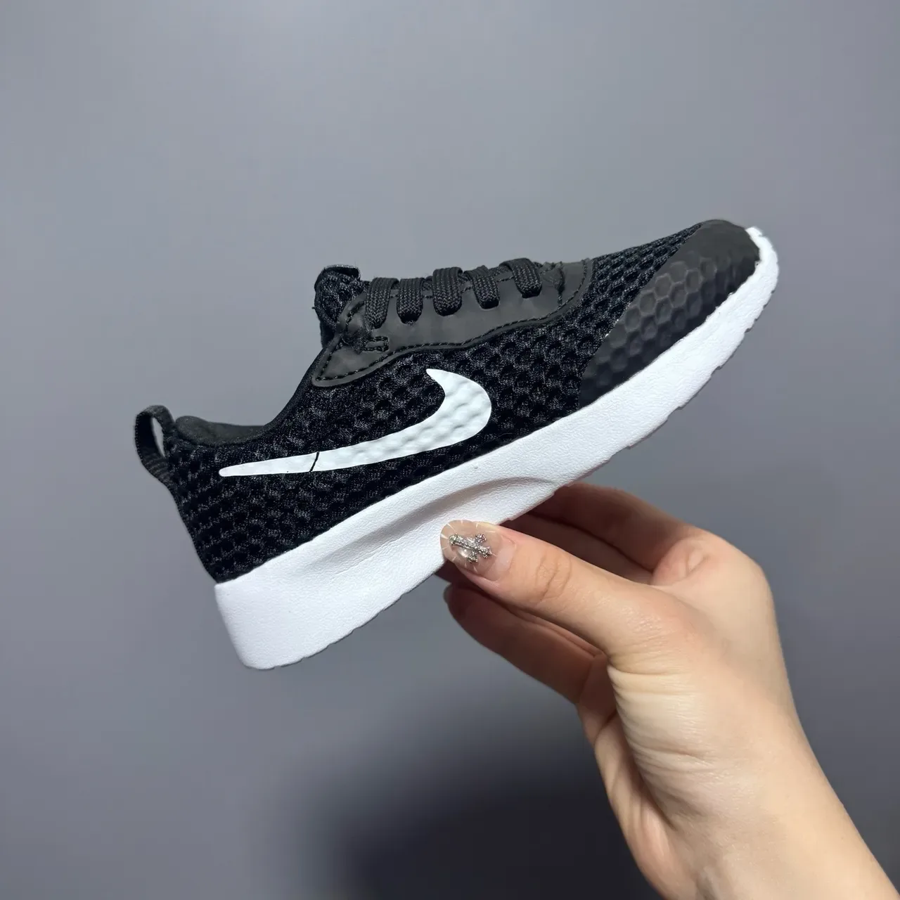 Nike Pink White Mesh Upper Honeycomb Perforation Lifestyle Sneakers 19