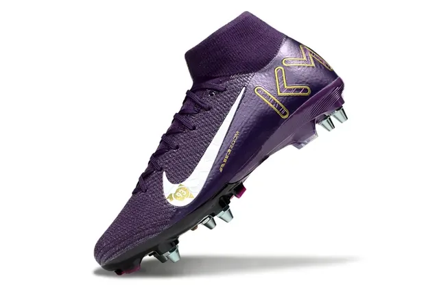 Nike Chaussures de football violet et or coupe haute tige tricotée texturée synthétique terrain ferme 3