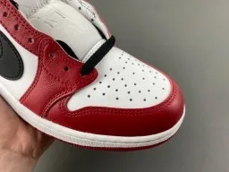Nike Tênis Lifestyle Vermelho Preto Low-Top de Couro 2