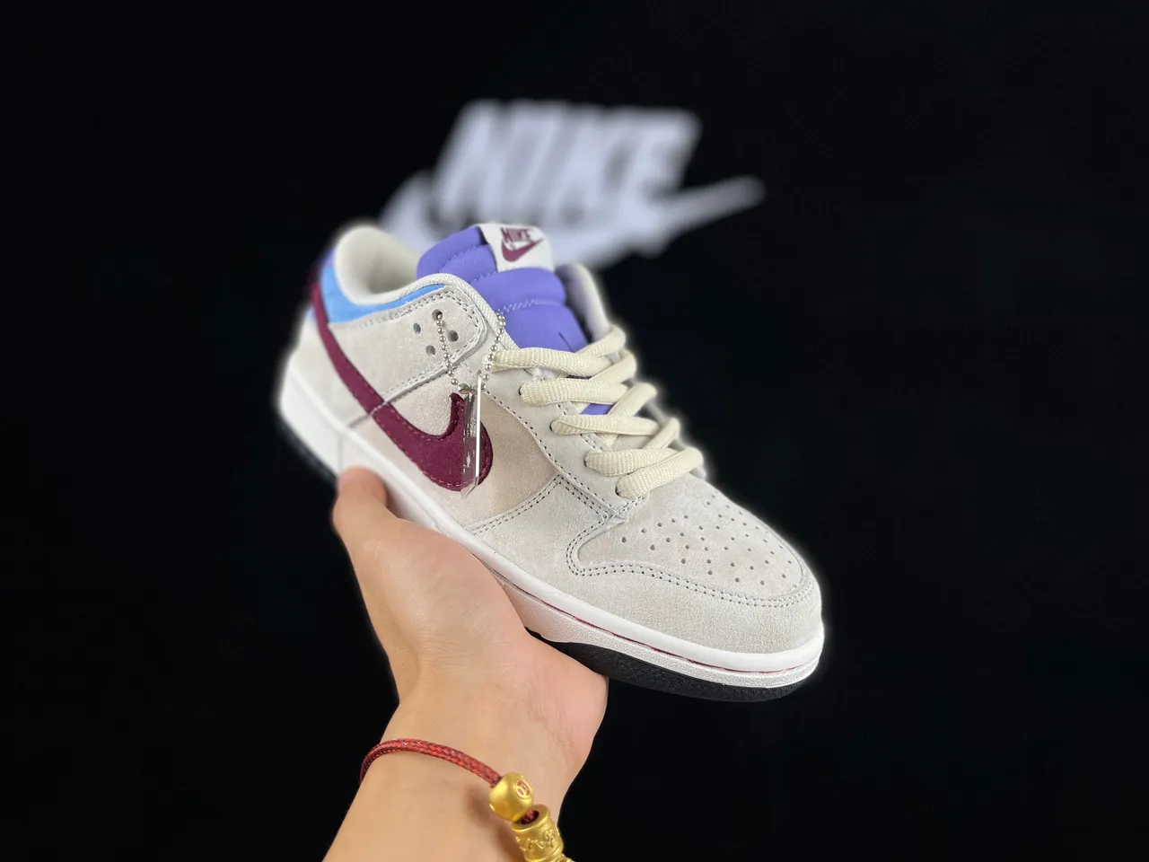 Nike SB Dunk Low bege borgonha azul roxo tênis de skate 9
