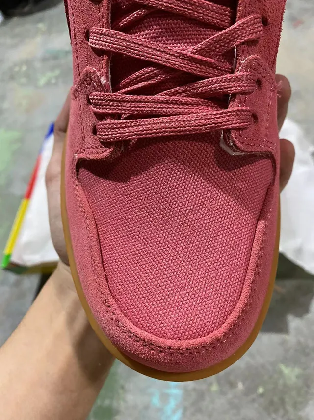 Nike SB Dunk Low chaussures de skateboard en gomme rose 3
