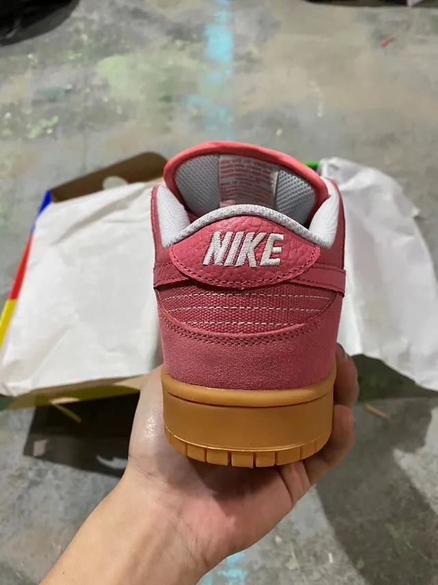 Nike SB Dunk Low chaussures de skateboard en gomme rose 6