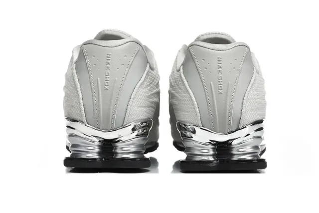 Nike Shox R4 Silver Chrome Lifestyle Sneakers 4