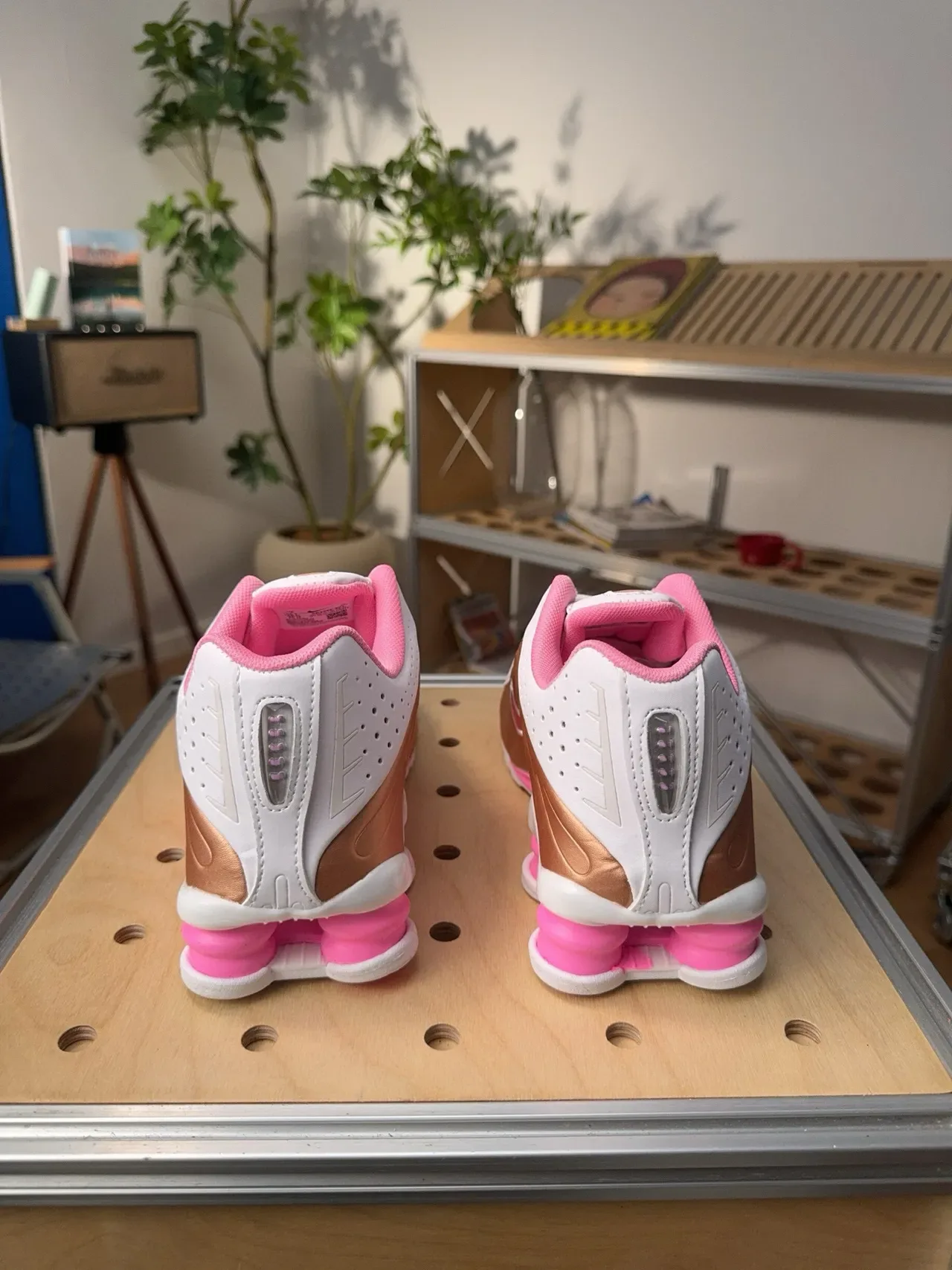 Nike Shox Running Sneaker White Copper Pink Lifestyle Sneakers 6