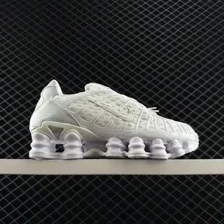 Nike Shox TL मोनोक्रोमैटिक व्हाइट लाइफस्टाइल स्नीकर
