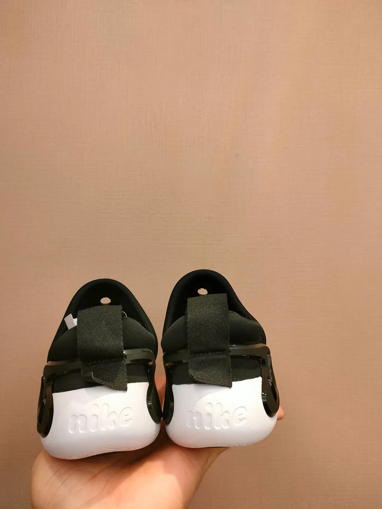 Nike Slip-On Wave Overlay Pink Lifestyle Sneakers 21