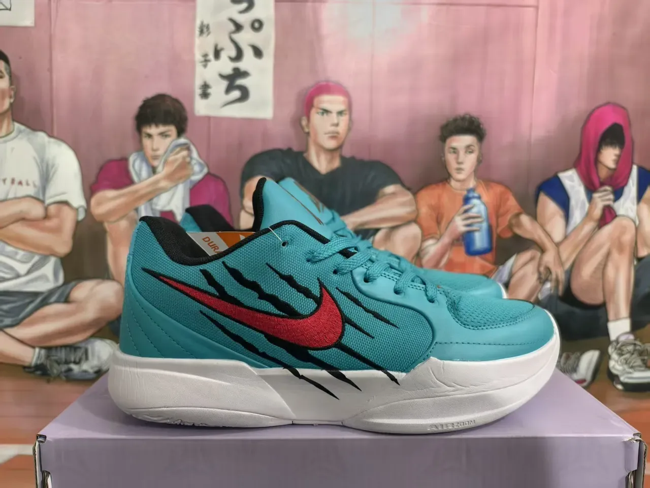 Nike Teal and Red Mesh Upper Lifestyle Sneakers 4
