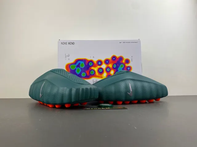 Nike Teal Green Molded Perforated Slipper 11
