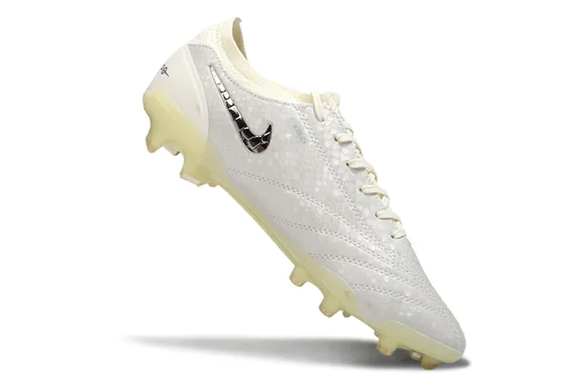 Nike Tiempo Legend Firm-Ground Soccer Shoes 11