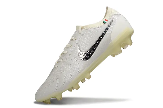 Nike Tiempo Legend Firm-Ground Soccer Shoes 12