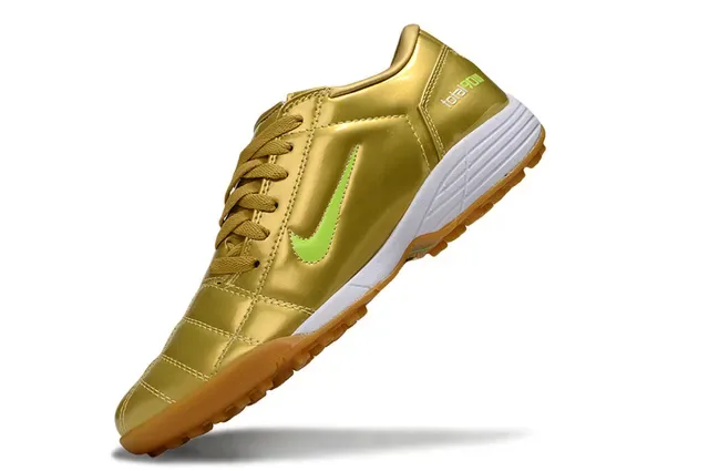 Nike Total 90 III ذهبي معدني أخضر ليمون حذاء كرة قدم للعشب Turf 7