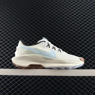 Nike Trail Beige Azul malla superior ligero Swoosh acento zapatillas de correr