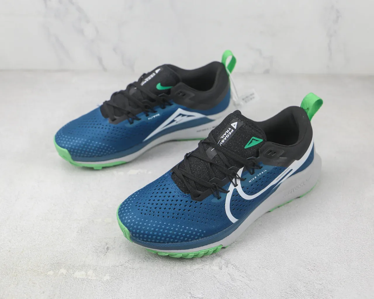 Nike Trail React Blue Black White Lime Green Running Shoes 4
