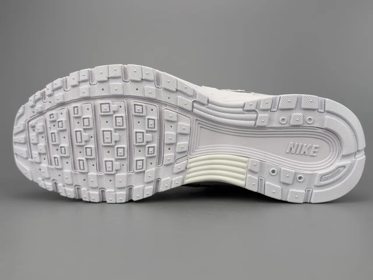 Nike White Beige Layered Synthetic Cage Breathable Mesh Panels Lifestyle Sneakers 8
