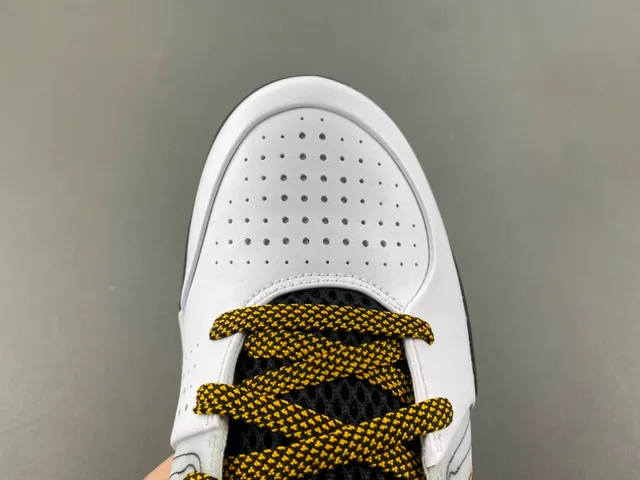 Nike White Black High-Top Ribbed Synthetic Overlay Basketball Shoes 5