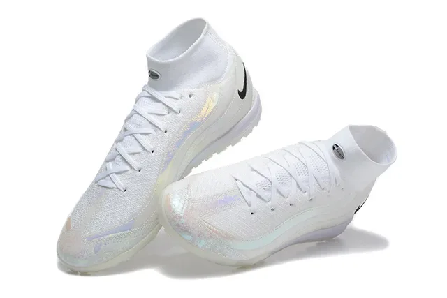 Nike Chaussures de Football Turf Blanc et Noir Hautes à Collet Sock-Fit 3