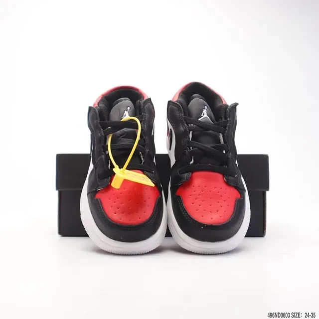 Nike White Black Low-Top Cupsole Lifestyle Sneakers 11