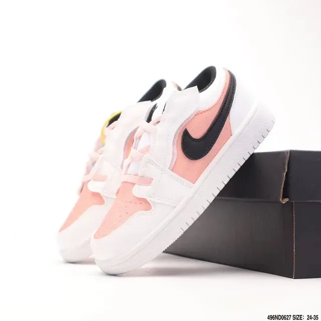 Nike White Black Low-Top Cupsole Lifestyle Sneakers 18