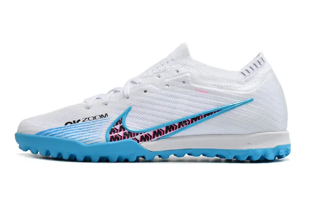 Nike White Blue Knit Upper Dynamic Fit Collar Turf Soccer Shoes 6