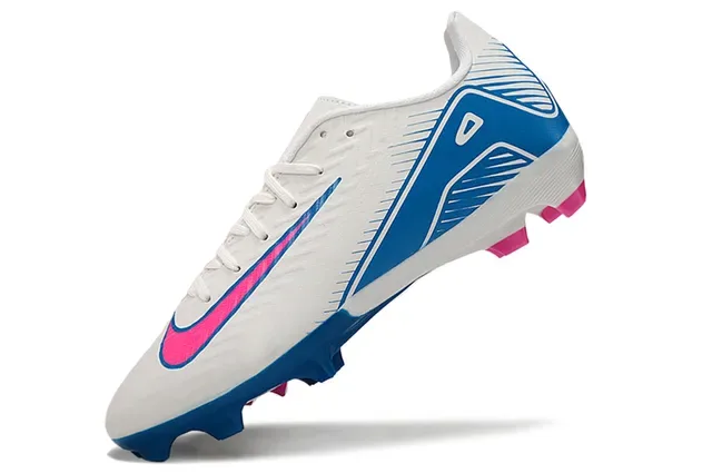 Nike Blanc Bleu Chaussures de Football Basse Tige Synthétique Motif Chevron Texturé Sol Ferme 3