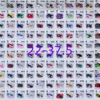 Nike সাদা নীল নিম্ন টপ পারফোরেটেড টো লাইফস্টাইল স্নিকার