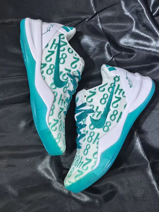 Nike White Green Knit Upper Numeric Print Pattern Basketball Shoes 2