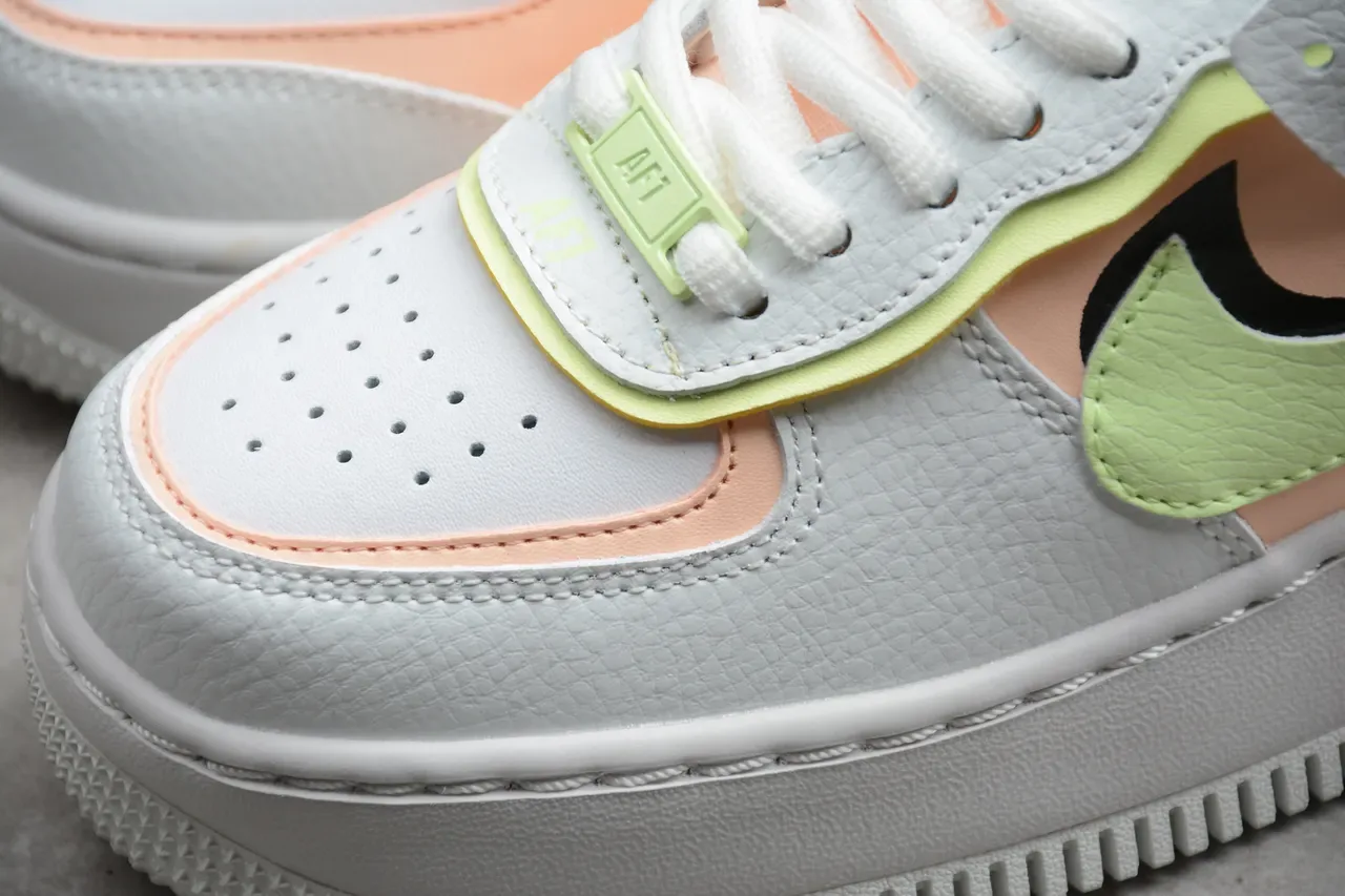 Nike Chaussures Lifestyle Blanc Vert Semelle Plateforme Superpositions de Matériau Synthétique en Couches 9