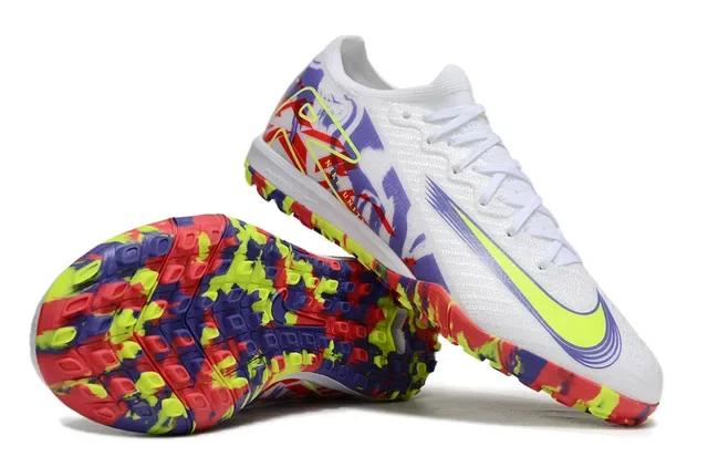 Nike White Multicolor Low-Cut Knit Upper Turf Soccer Shoes 4