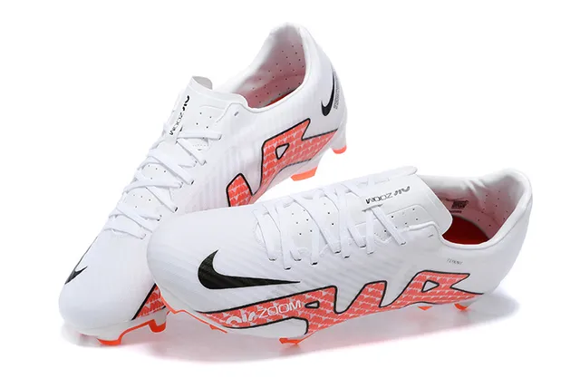 Nike White Orange Flyknit Upper Low-Cut Silhouette Firm-Ground Soccer Shoes 2