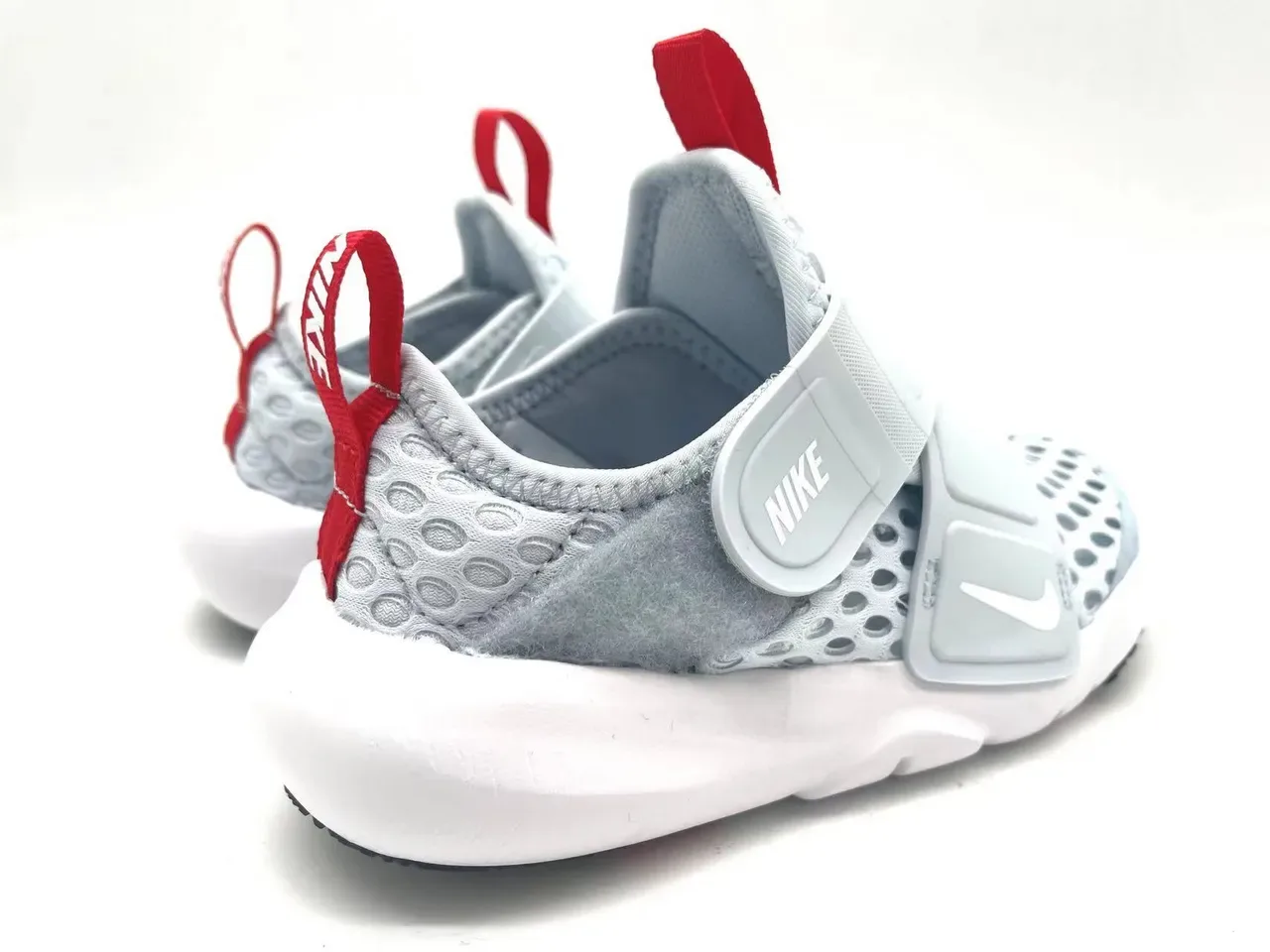 Nike White Orange Laceless Hook-and-Loop Strap Perforated Mesh Upper Lifestyle Sneakers 13