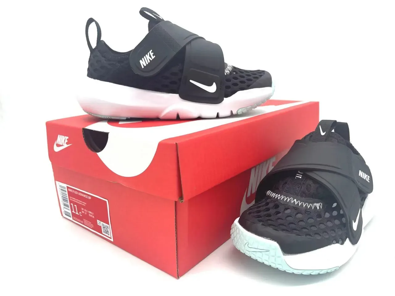 Nike White Orange Laceless Hook-and-Loop Strap Perforated Mesh Upper Lifestyle Sneakers 15