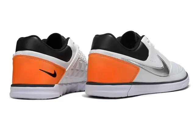 Nike Blanc Orange Low-Top Cuir Cousu Supérieur Chaussures de Football Indoor 6