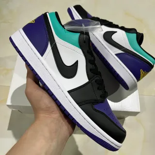 Nike White Purple Low-Top Basketball Silhouette Multi-Panel Leather Construction Lifestyle Sneakers