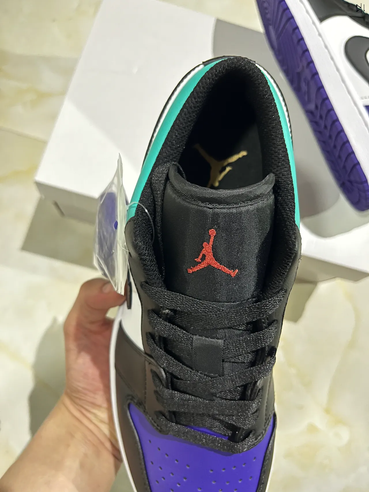Nike White Purple Low-Top Basketball Silhouette Multi-Panel Leather Construction Lifestyle Sneakers 4