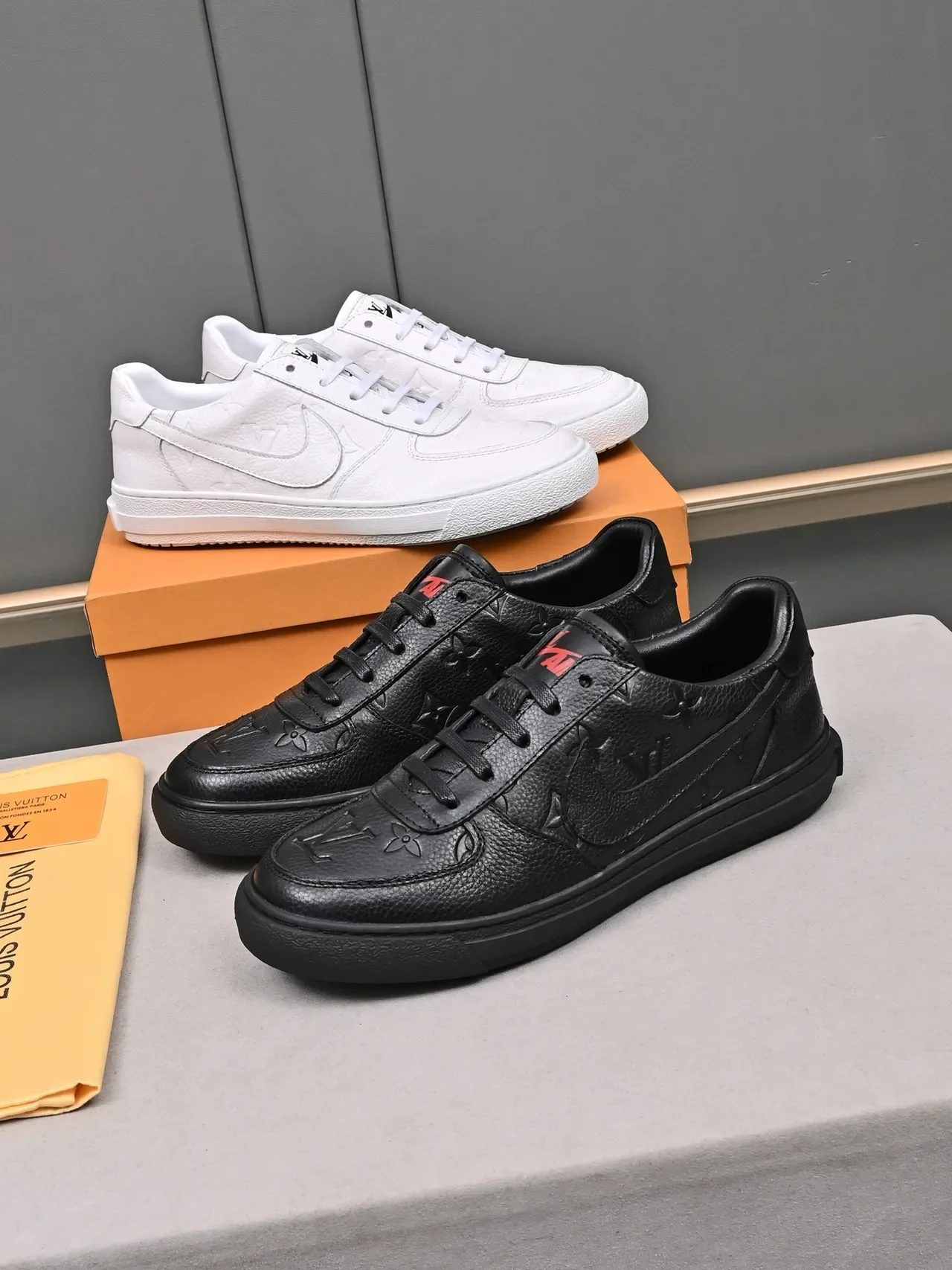 Nike White Textured Leather Upper Lifestyle Sneakers 2