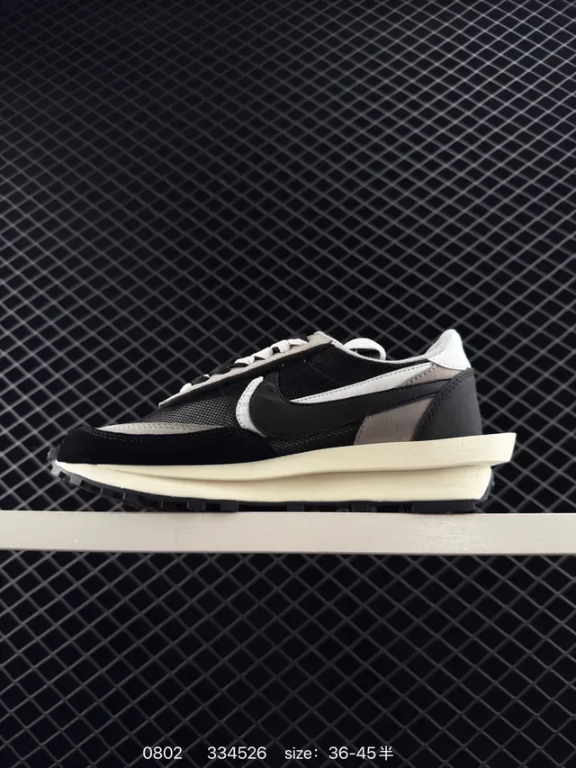 Nike x sacai LDWaffle Black White Gray Lifestyle Sneakers 5