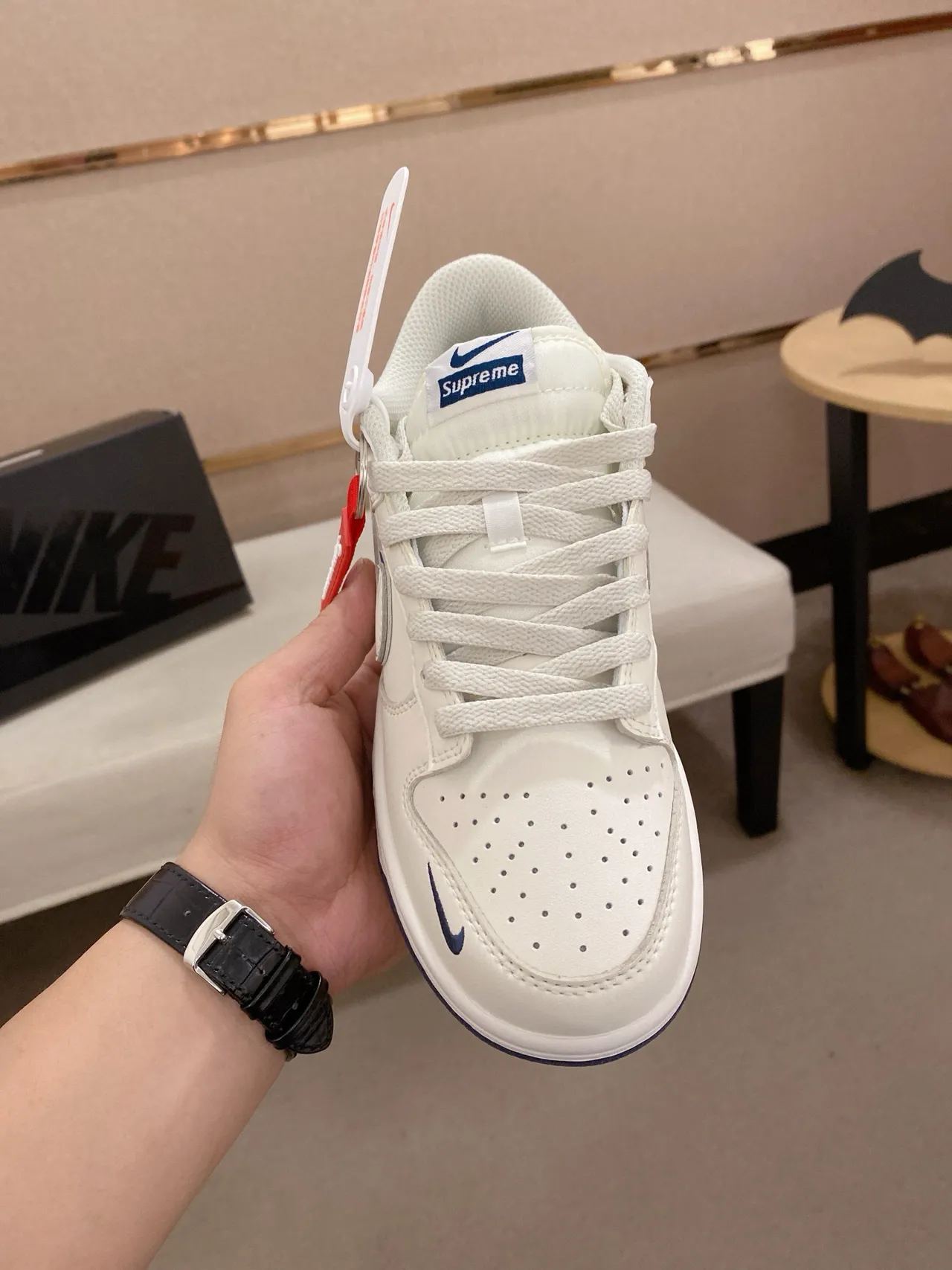 Nike x Supreme SB Dunk Low Blanc Bleu Chaussures de Skateboard 2