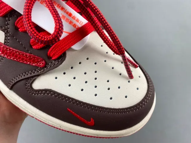 Nike x Travis Scott Air Jordan 1 Low OG Cactus Jack Lifestyle Sneakers 2