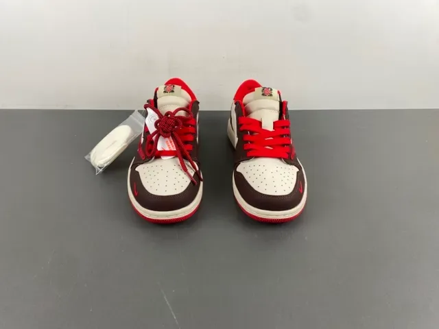 Nike x Travis Scott Air Jordan 1 Low OG Cactus Jack Lifestyle Sneakers 11