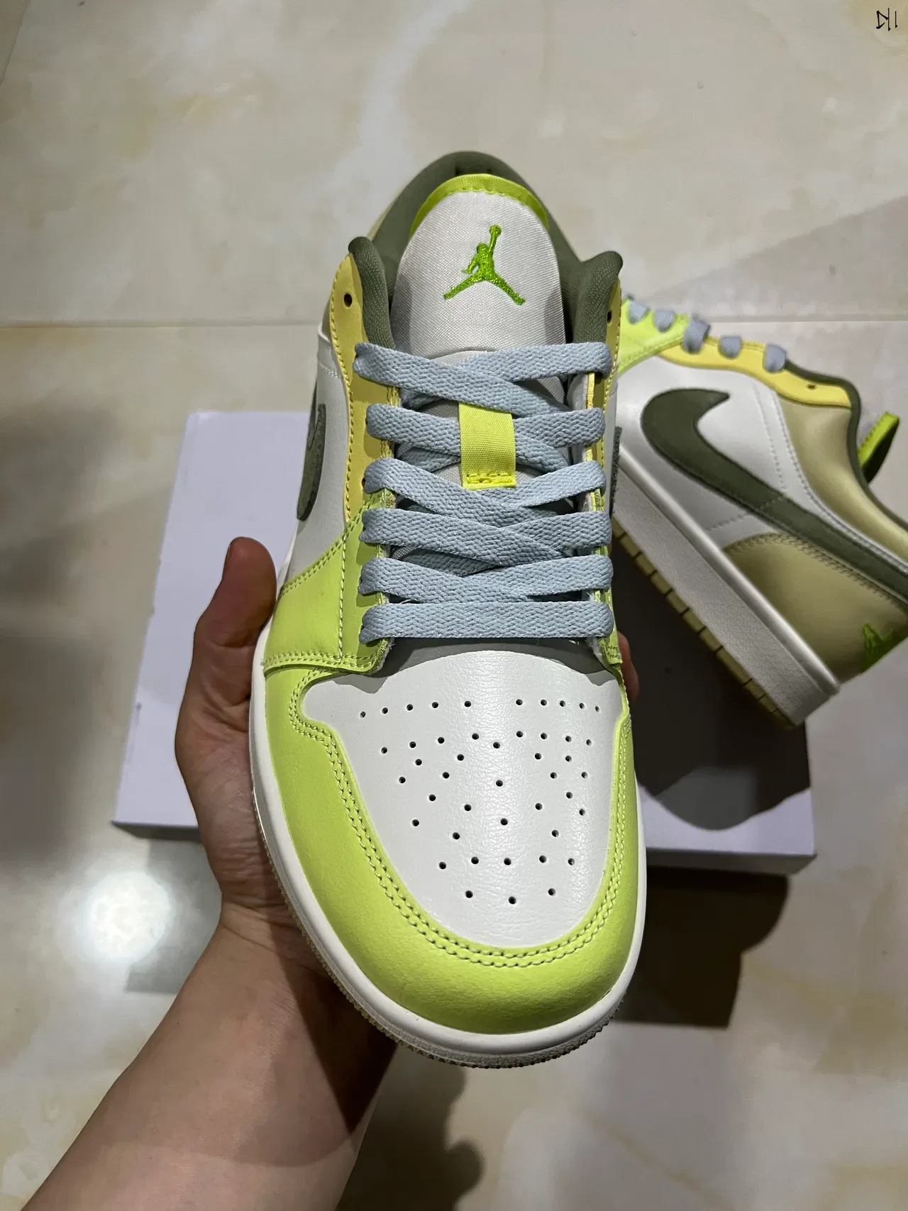 Nike Jaune Beige Low-Top Cuir et Daim Baskets Lifestyle 3