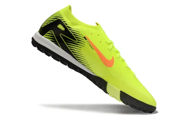 Nike Jaune Noir Low-Cut Knit Upper Molded Outsole Chaussures de Football Turf 2