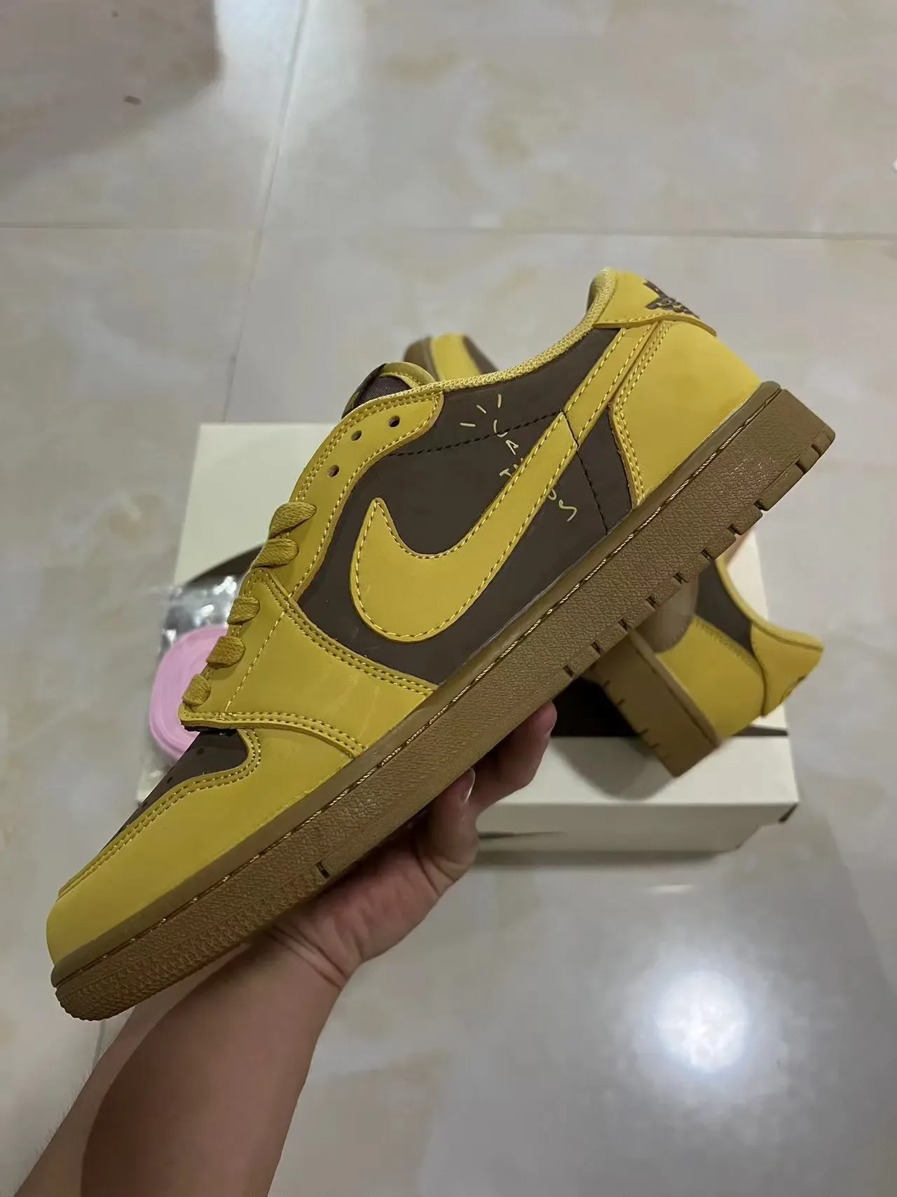 Nike Yellow Brown Low-Top Cupsole Sneakers 7