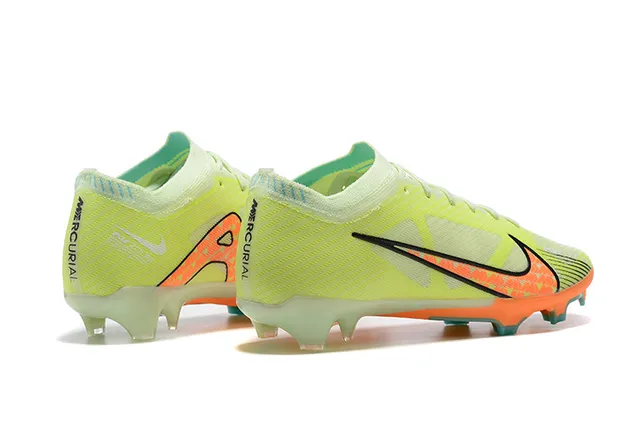 Nike Jaune Orange Chaussures de football à empeigne tricotée, lacets asymétriques, sol ferme 5