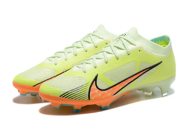 Nike Jaune Orange Chaussures de football à empeigne tricotée, lacets asymétriques, sol ferme 8