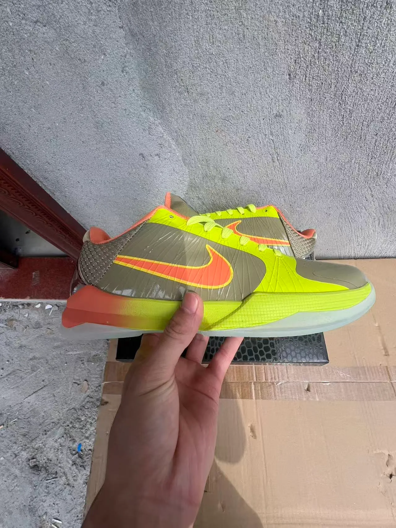 Nike Yellow Orange Neon Synthetic Upper Swoosh Accent Basketball Shoes 7
